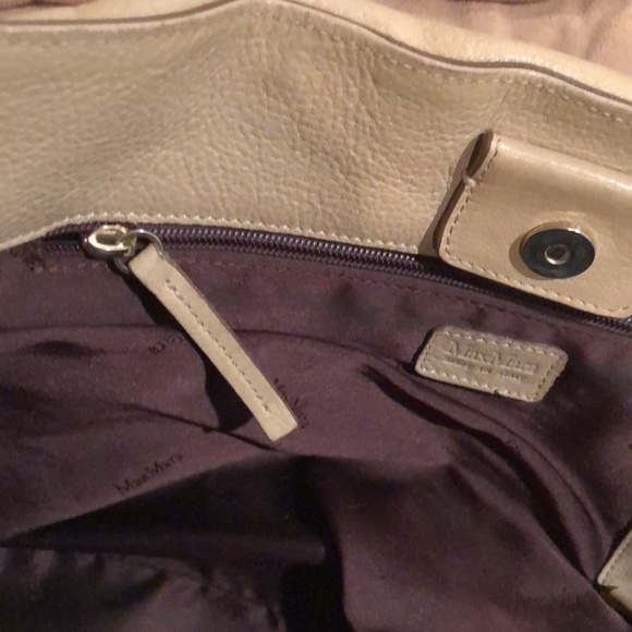 MaxMara large beige soft leather Tote bag - Picture 8 of 16